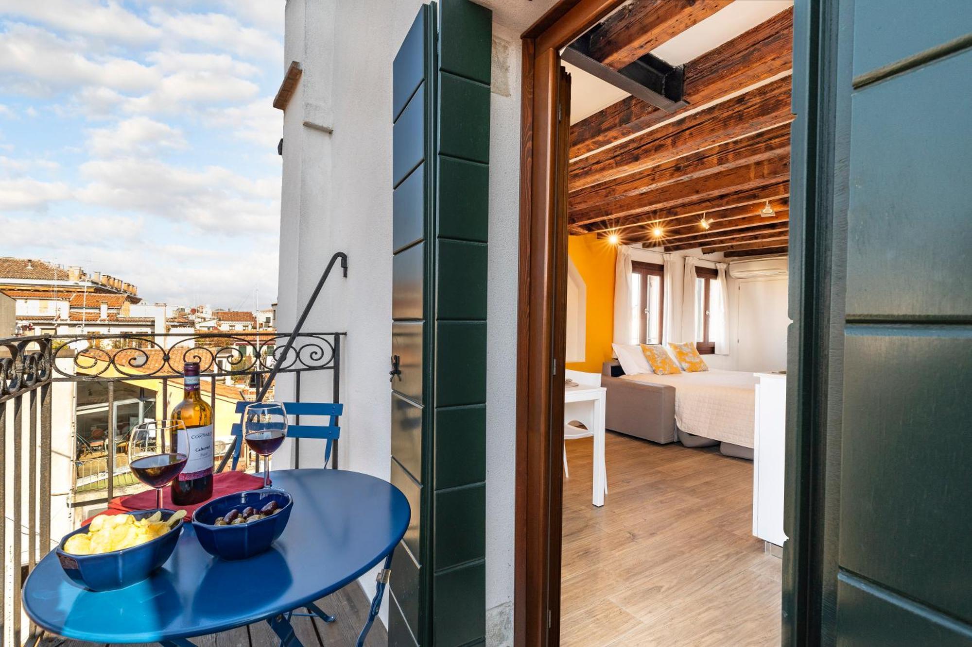 Ca' Dell'Arciere Apartments Venedig Rum bild